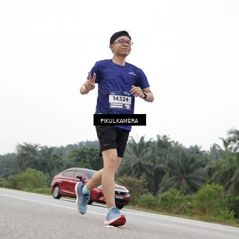 Runner Photo 7507081