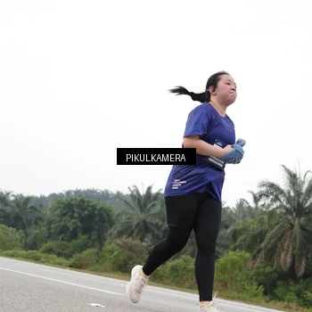 Runner Photo 7507099