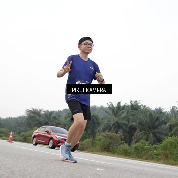 Runner Photo 7507100