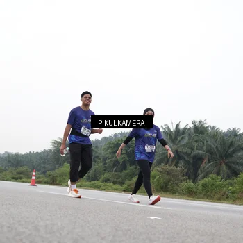 Runner Photo 7507103