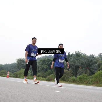Runner Photo 7507107