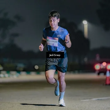Runner Photo 7507114