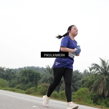 Runner Photo 7507117