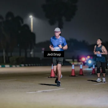 Runner Photo 7507123