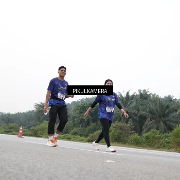 Runner Photo 7507125