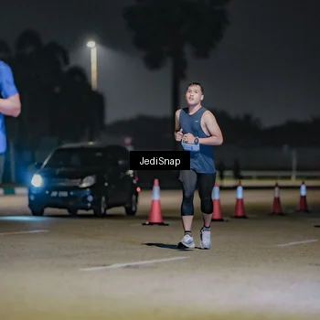 Runner Photo 7507136