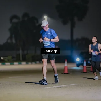 Runner Photo 7507147