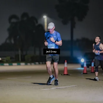 Runner Photo 7507151