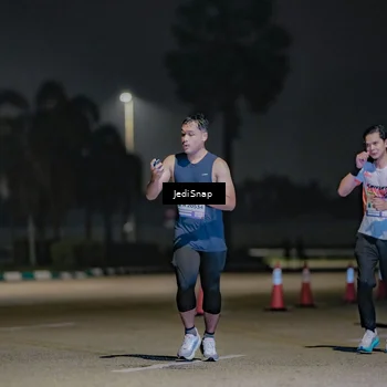 Runner Photo 7507153