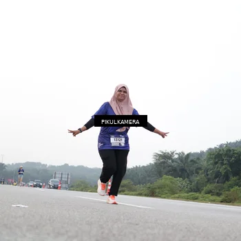 Runner Photo 7507157