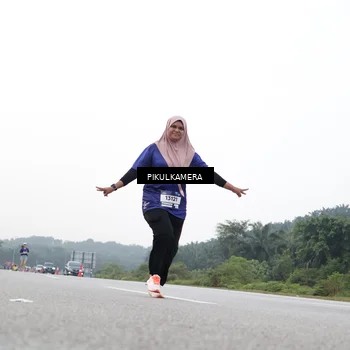 Runner Photo 7507161