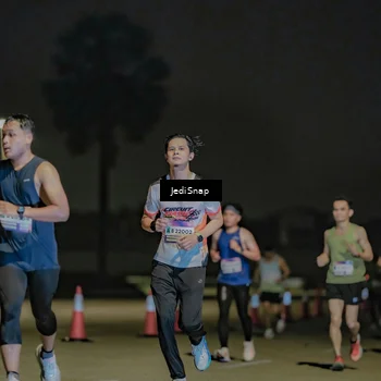 Runner Photo 7507165