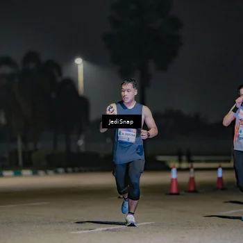 Runner Photo 7507166