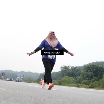 Runner Photo 7507168