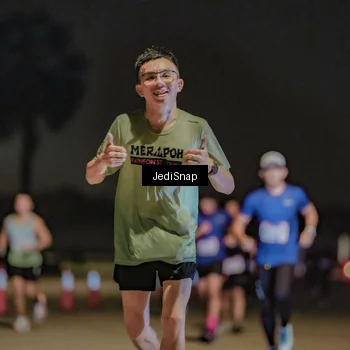 Runner Photo 7507204