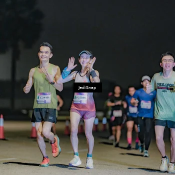Runner Photo 7507206