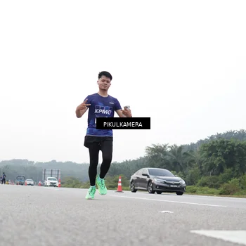Runner Photo 7507214