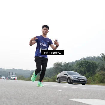 Runner Photo 7507221