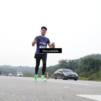 Runner Photo 7507230