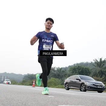 Runner Photo 7507239
