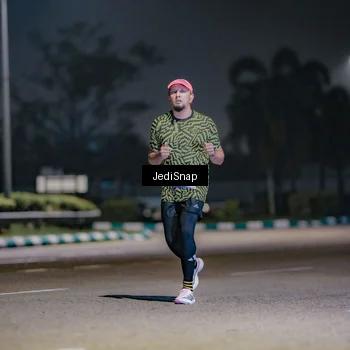 Runner Photo 7507241