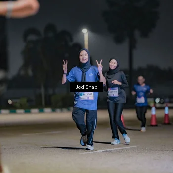 Runner Photo 7507264