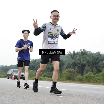 Runner Photo 7507276