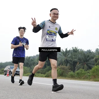 Runner Photo 7507280