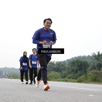 Runner Photo 7507296
