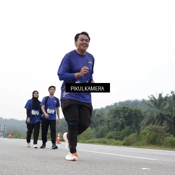 Runner Photo 7507297
