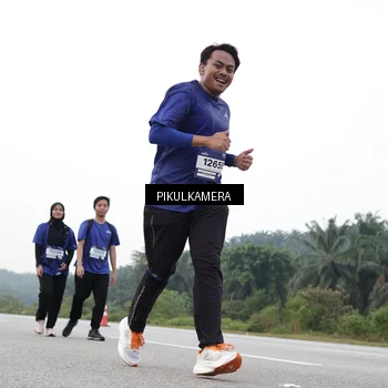 Runner Photo 7507301