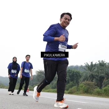Runner Photo 7507303