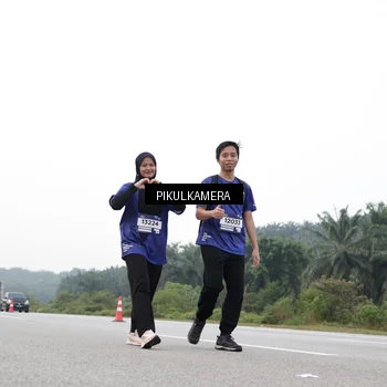 Runner Photo 7507306
