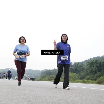 Runner Photo 7507325