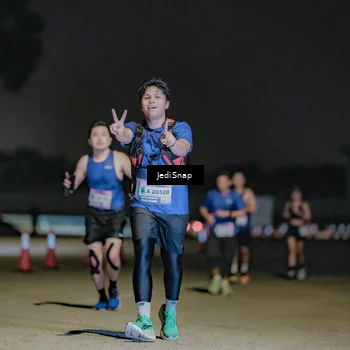 Runner Photo 7507332