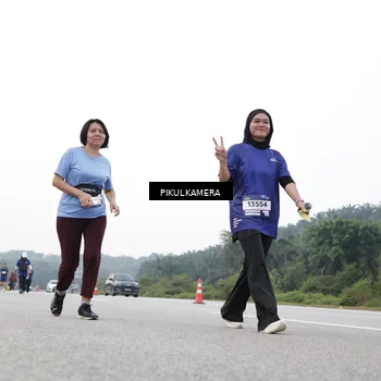 Runner Photo 7507337