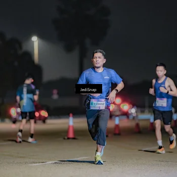 Runner Photo 7507354