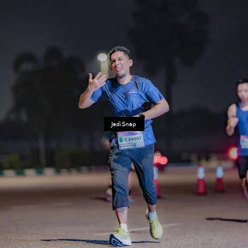 Runner Photo 7507366