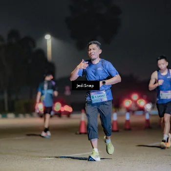 Runner Photo 7507367