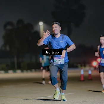 Runner Photo 7507375