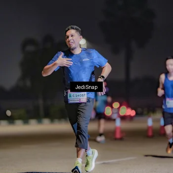 Runner Photo 7507378