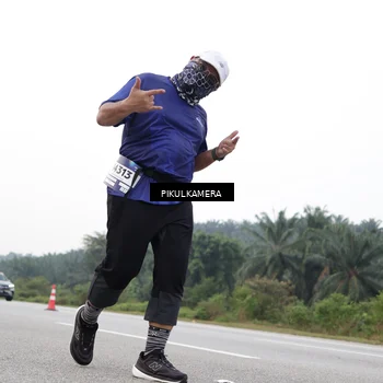Runner Photo 7507388