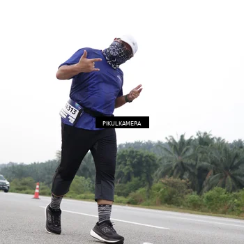 Runner Photo 7507393