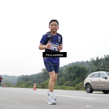 Runner Photo 7507400