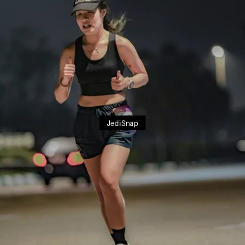 Runner Photo 7507415