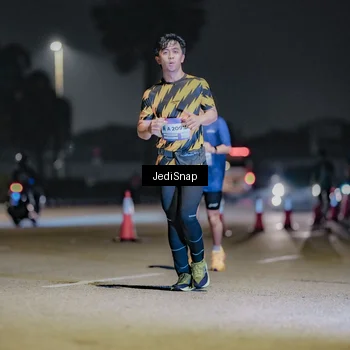 Runner Photo 7507423