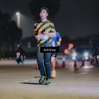 Runner Photo 7507430