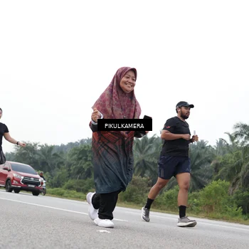 Runner Photo 7507438