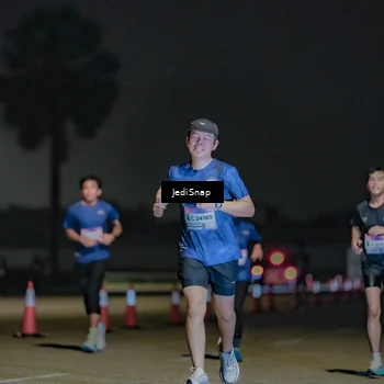 Runner Photo 7507465