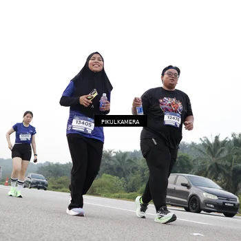 Runner Photo 7507473